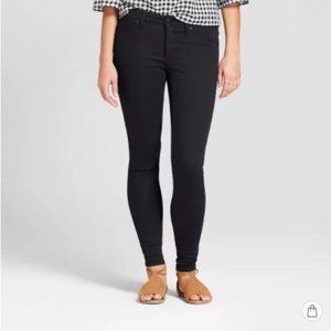 Mossimo Black Mid-Rise Jeggings